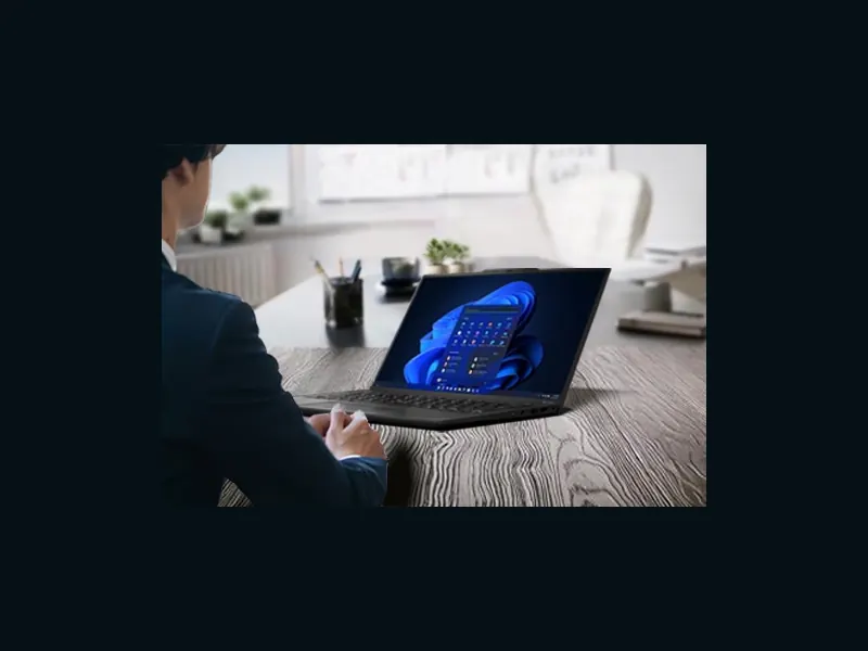 Lenovo ThinkPad X1 Carbon Gen 14 Aura Edition (3/4)